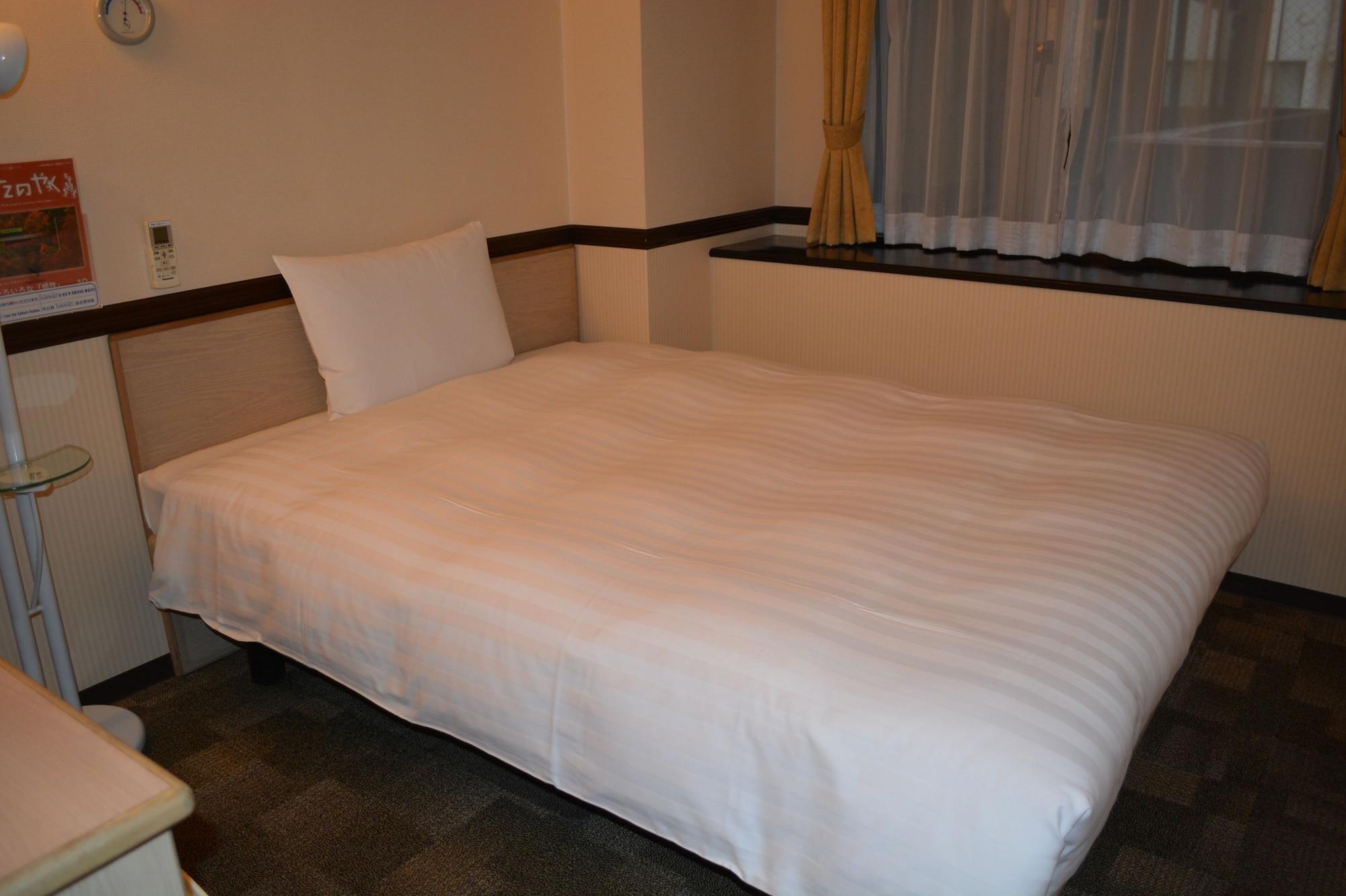 Toyoko Inn Chiba Ekimae Esterno foto